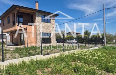New detached prefabricated house in Yarebichna village