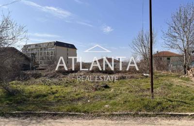 Attractive parcel in the center on the village. Shkorpilovtsi, region Varna