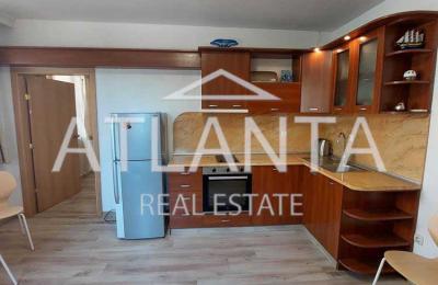 Продава се 2-стаен апартамент в гр. Варна, м-т Ален Мак